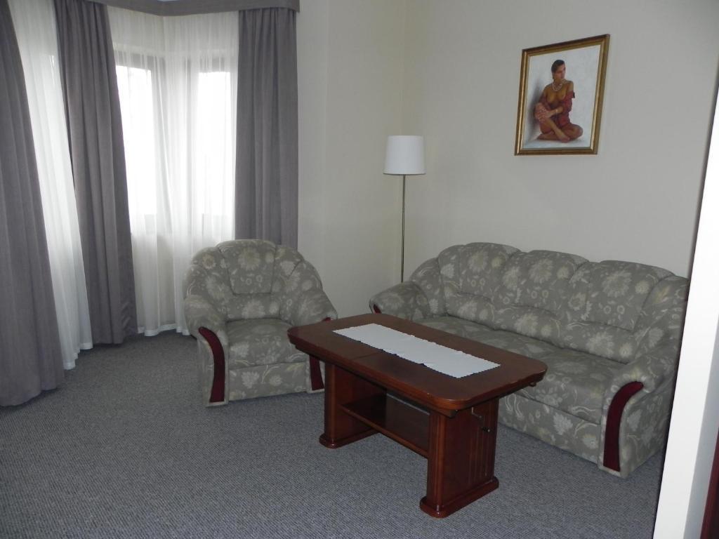 Pensjonat Galery Świebodzice Habitación foto