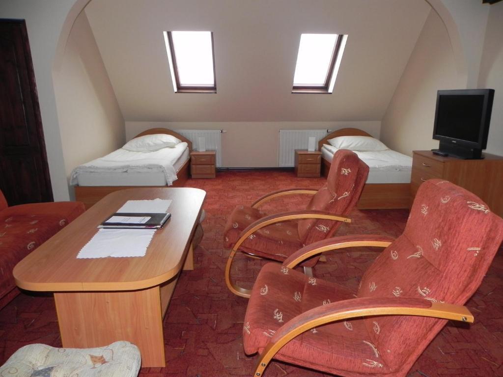 Pensjonat Galery Świebodzice Habitación foto